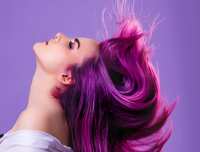 Capricho Beauty Supply. Transform Your Look: The Latest Trends in Hair Coloring and Dyes. Each year, new trends in hair coloring and dyes emerge in the beauty industry, offering a wide variety of options for all tastes and hair types.