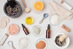 : Capricho Beauty Supply. The Natural Ingredients that Make a Difference in Beauty Products. We will explore how natural ingredients make a difference and why you should consider incorporating them into your personal care routine.