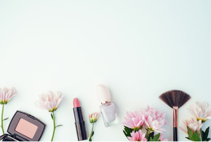 Capricho Beauty Supply. Vegan Makeup: Ethical Beauty Without Compromises. Vegan makeup is more than a trend; it's a movement towards a more ethical and sustainable future in the beauty world.