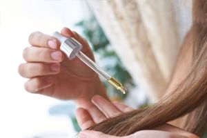 Capricho Beauty Supply. 15-Minute Hair Care Routine: Make Every Second Count. With this 15-minute hair care routine, you can keep your hair healthy and beautiful without sacrificing your busy schedule.