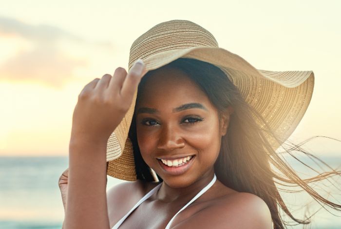 Capricho Beauty Supply. Tips for Hair Care in Extreme Climates. Hair care in extreme climates may seem challenging, but by following these tips, you can keep it healthy and beautiful no matter the weather.